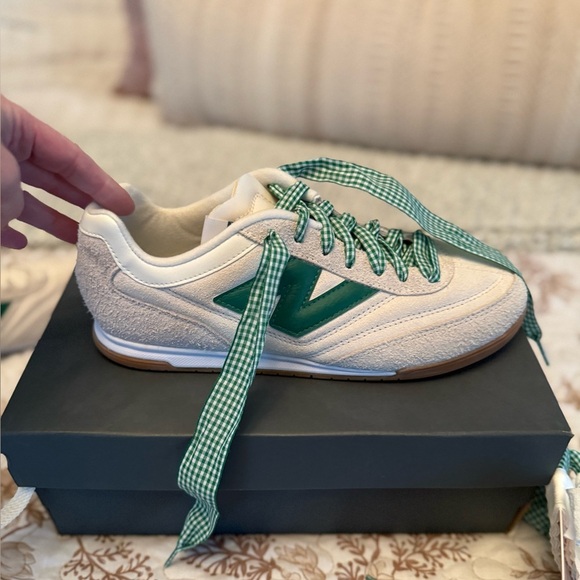 NIB New Balance RC42 Sneakers with Anthro Novelty Laces - Picture 9 of 16